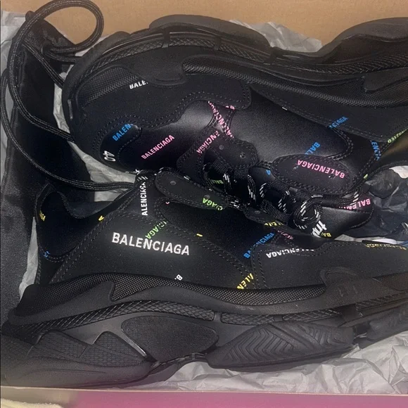 Balenciaga Black Sneakers with Colorful Logo Accents - Picture 2 of 10